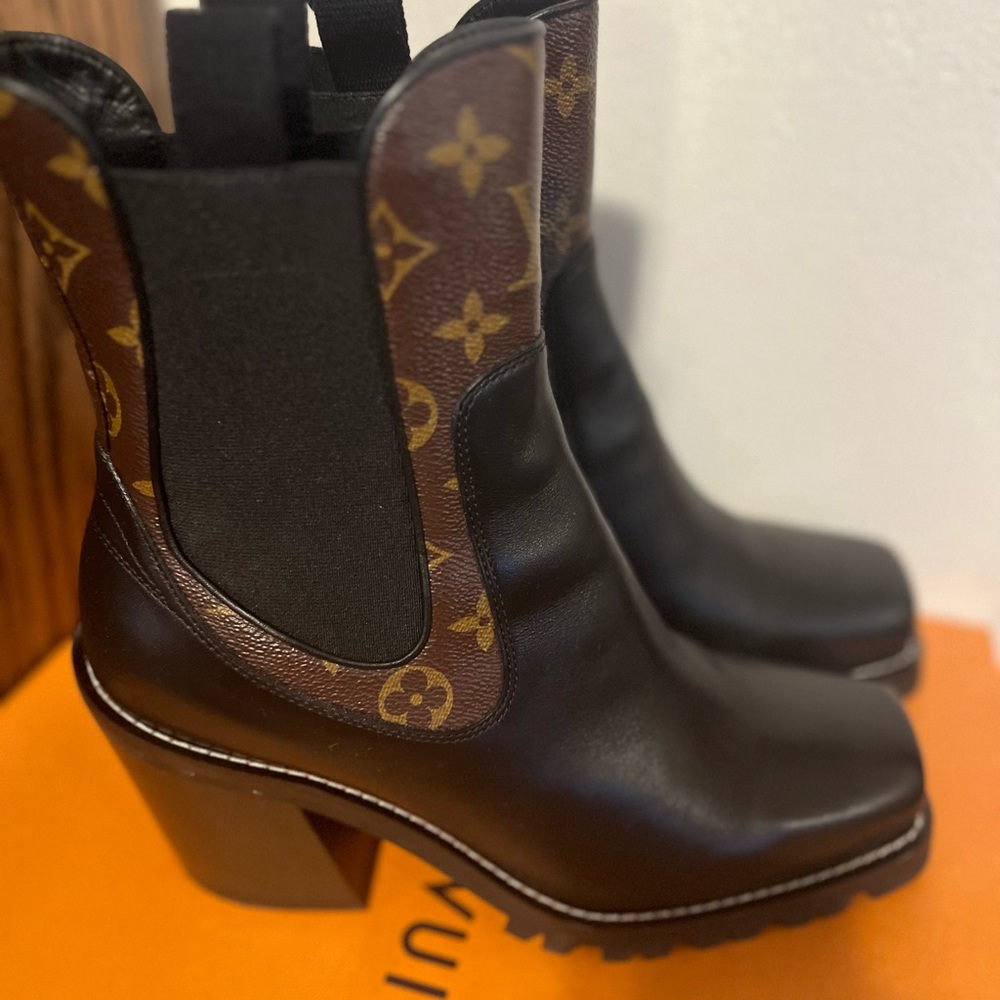 Louis Vuitton Limitless Boots